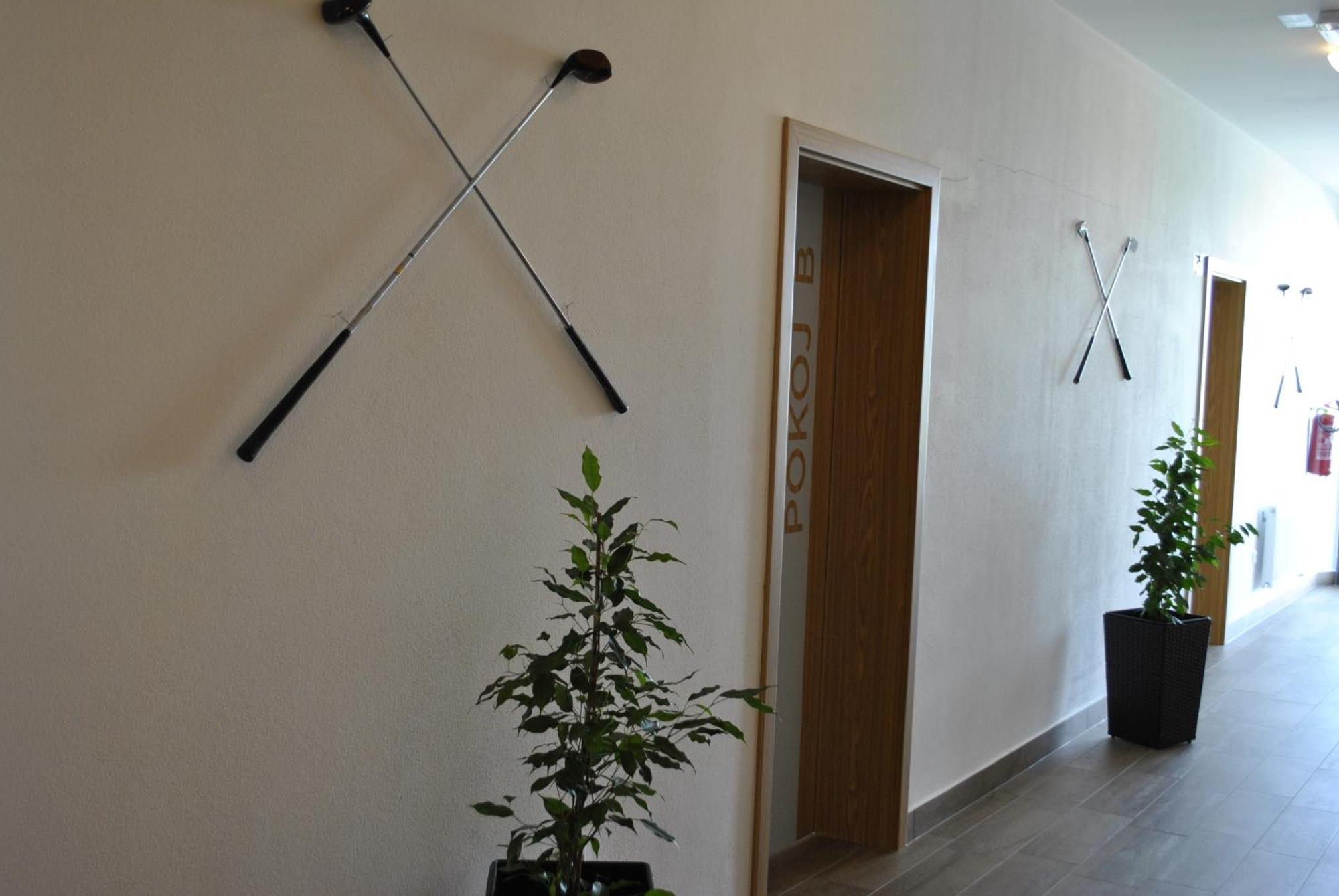 Hotel Golf Jezera Ostrožská Nová Ves المظهر الخارجي الصورة