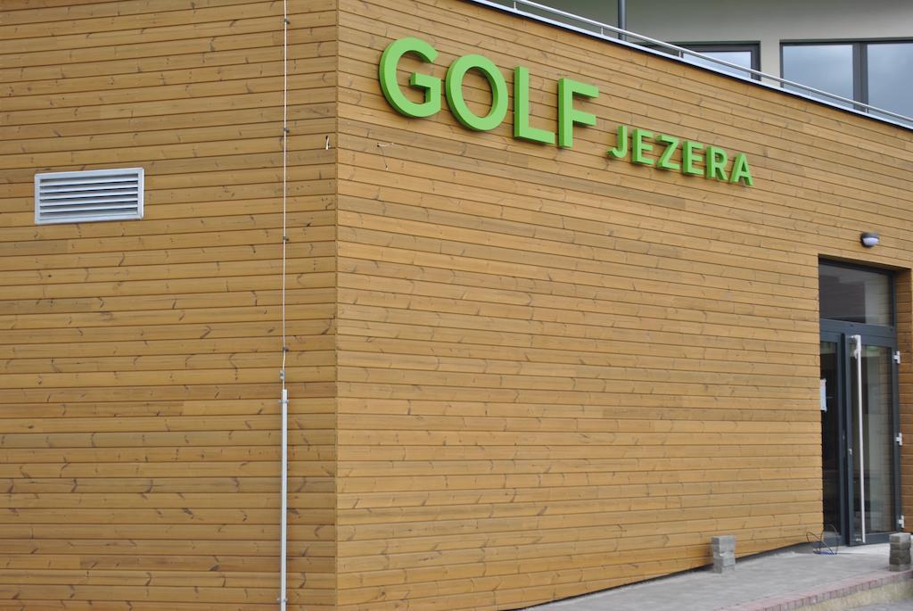 Hotel Golf Jezera Ostrožská Nová Ves المظهر الخارجي الصورة